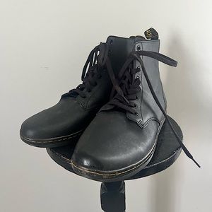 Dr.Marten Tobias Leather Casual Boot Doc Marten